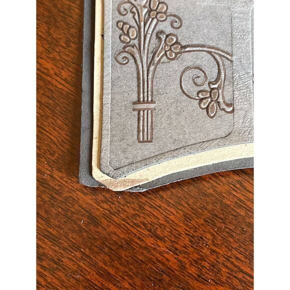 Antique Photo Cabinet Card W Ornate Frame Whiting Photo Studio Snowbaby Girl - Picture 4 of 5